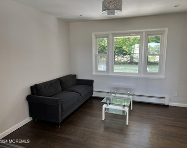 368 Highland Avenue - Photo Thumbnail 4