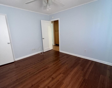 451 Harnell Avenue - Photo Thumbnail 14