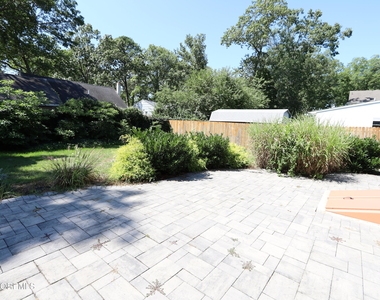 709 Marys Drive - Photo Thumbnail 12