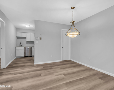 213 Main Street - Photo Thumbnail 10