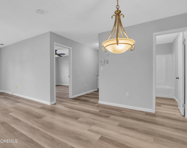 213 Main Street - Photo Thumbnail 8