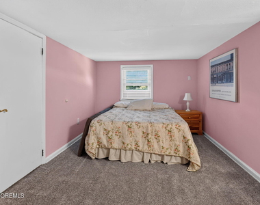 705 Park Avenue - Photo Thumbnail 11