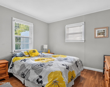 705 Park Avenue - Photo Thumbnail 3