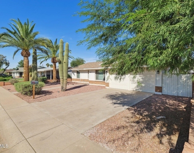 1400 E Wesleyan Drive - Photo Thumbnail 2