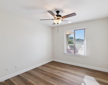 1400 E Wesleyan Drive - Photo Thumbnail 17
