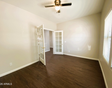 3629 S Adelle Circle - Photo Thumbnail 11