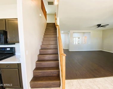3629 S Adelle Circle - Photo Thumbnail 14