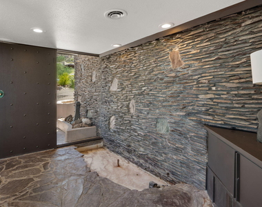 6102 E Quartz Mountain Road - Photo Thumbnail 4