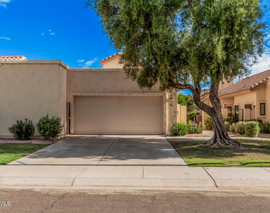 9635 E Sutton Drive - Photo Thumbnail 1