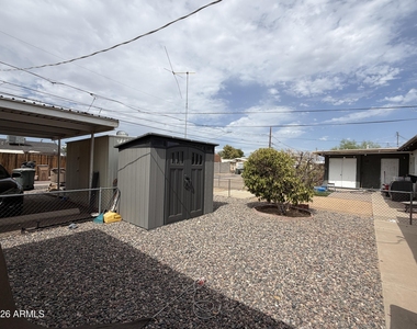 11214 W Nevada Avenue - Photo Thumbnail 1