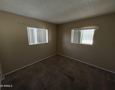 11214 W Nevada Avenue - Photo Thumbnail 2
