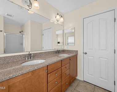 3561 E Harwell Road - Photo Thumbnail 24