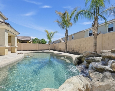 3561 E Harwell Road - Photo Thumbnail 5