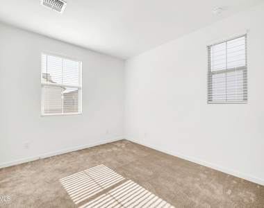 9850 E Tamery Avenue - Photo Thumbnail 27