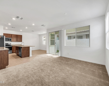 9850 E Tamery Avenue - Photo Thumbnail 2