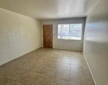5233 E University Drive - Photo Thumbnail 4