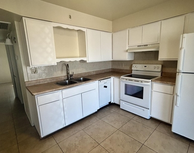 5233 E University Drive - Photo Thumbnail 9