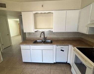 5233 E University Drive - Photo Thumbnail 8