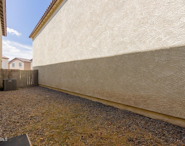 2470 N Heritage Street - Photo Thumbnail 29