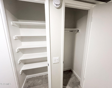 20210 N 124th Drive - Photo Thumbnail 12