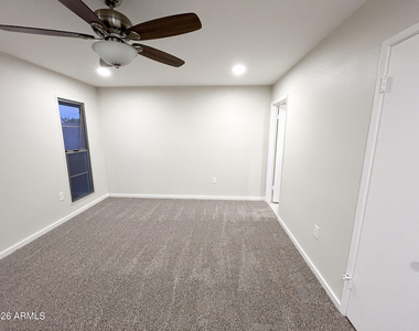 20210 N 124th Drive - Photo Thumbnail 14