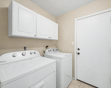 5750 W Folley Street - Photo Thumbnail 15