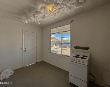 535 N Gold Drive - Photo Thumbnail 10