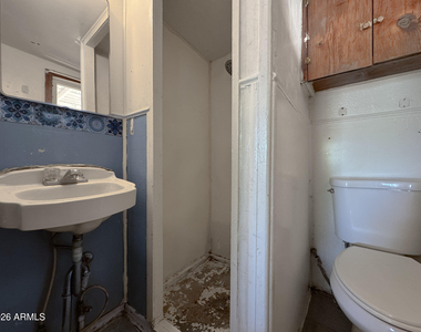 535 N Gold Drive - Photo Thumbnail 14