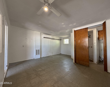 535 N Gold Drive - Photo Thumbnail 13