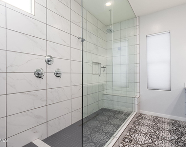 1555 E Ocotillo Road - Photo Thumbnail 16