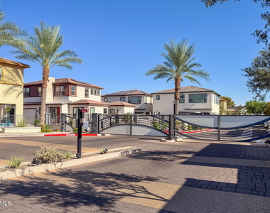 1555 E Ocotillo Road - Photo Thumbnail 38