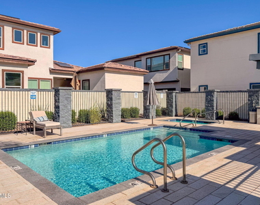 1555 E Ocotillo Road - Photo Thumbnail 37