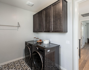 1555 E Ocotillo Road - Photo Thumbnail 25