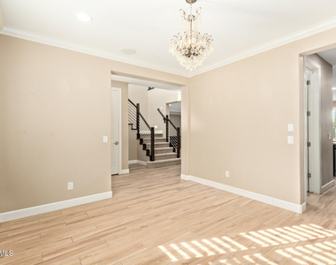 4322 S Gardenia Drive - Photo Thumbnail 5