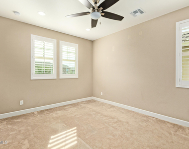 4322 S Gardenia Drive - Photo Thumbnail 36
