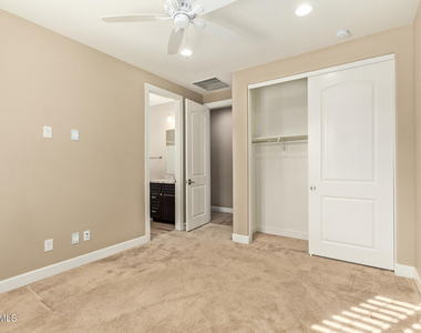 4322 S Gardenia Drive - Photo Thumbnail 34