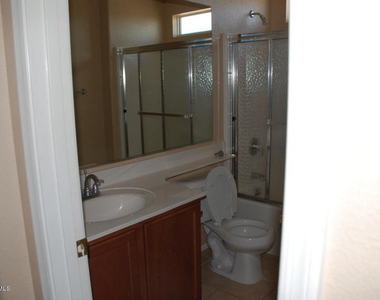 1637 E Aspen Avenue - Photo Thumbnail 11