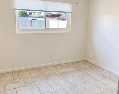 20826 E Pickett Street - Photo Thumbnail 13