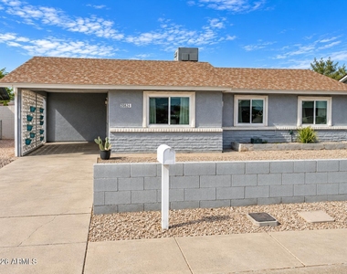 20826 E Pickett Street - Photo Thumbnail 2