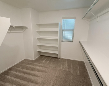 18293 N Clarence Lane - Photo Thumbnail 18