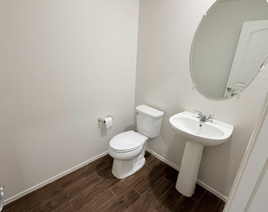 18293 N Clarence Lane - Photo Thumbnail 8