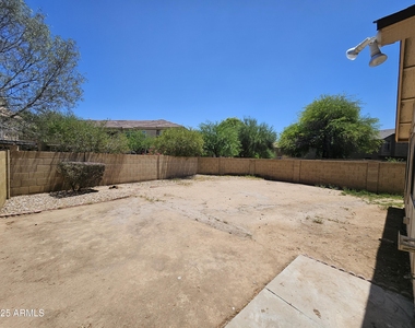 3040 E Bluefield Avenue - Photo Thumbnail 16