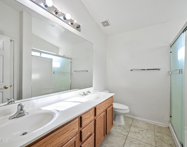 15110 N 140th Avenue - Photo Thumbnail 13