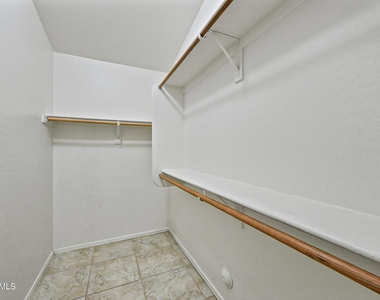 15110 N 140th Avenue - Photo Thumbnail 14