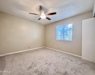 606 S Evergreen Road - Photo Thumbnail 6