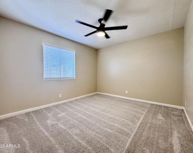 2511 E 5th Place - Photo Thumbnail 6
