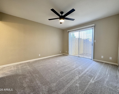 2511 E 5th Place - Photo Thumbnail 11