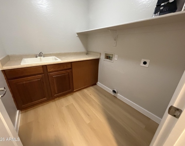 7819 S 22nd Lane - Photo Thumbnail 34