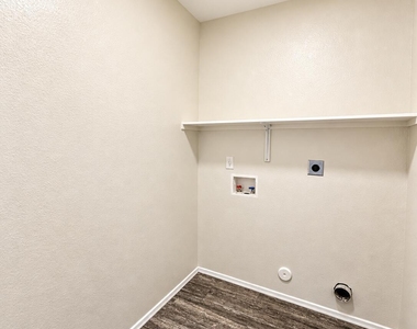 10341 E Calypso Avenue - Photo Thumbnail 12