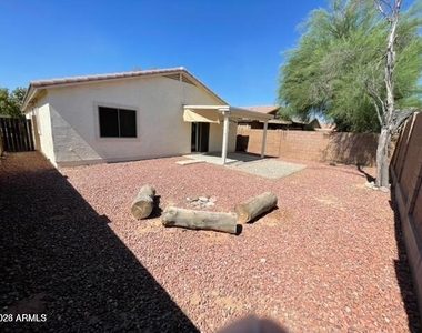 44833 W Miraflores Street - Photo Thumbnail 2
